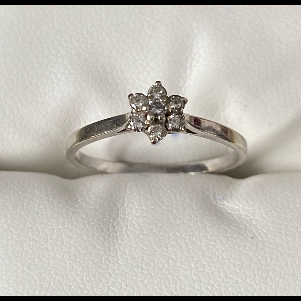 18k Gold & diamond Ring